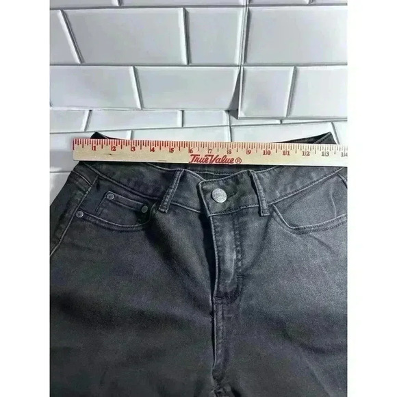 Lee Riders Black Mid Rise Boot Cut Jeans Sparkling Back Pockets 6M - Picture 3 of 8